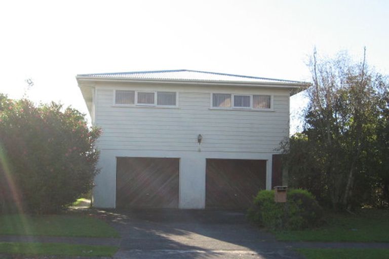 Photo of property in 8 Sea Spray Drive, Bucklands Beach, Auckland, 2012
