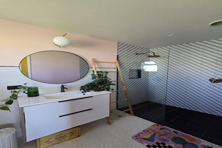 Photo of property in 66 Hamilton Drive, Wainui, Gisborne, 4010