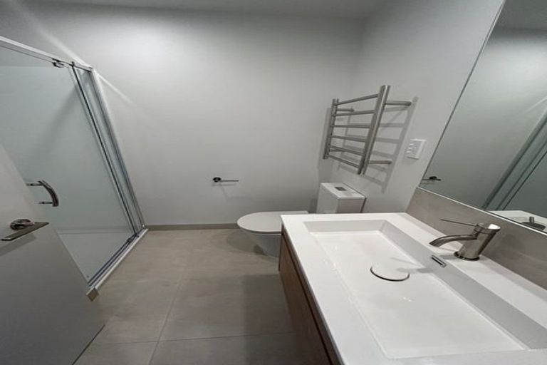 Photo of property in 5/3 Eskdale Road, Birkdale, Auckland, 0626