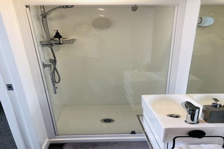 Photo of property in 10/36u Tacy Street, Kilbirnie, Wellington, 6022