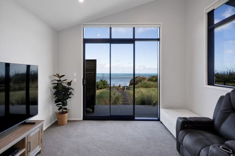 Photo of property in 288 Tai Road, Opunake, 4681