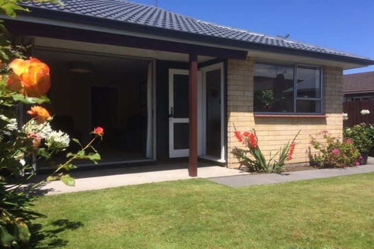 Photo of property in 5 Vancouver Crescent, Wainoni, Christchurch, 8061