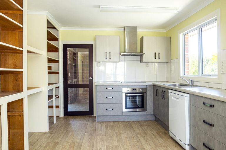 Photo of property in 8 Mckenzie Street, Geraldine, 7930
