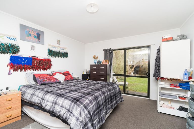 Photo of property in 32 Cambridge Street, Milson, Palmerston North, 4414