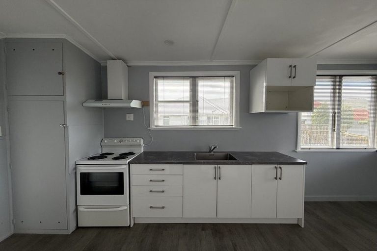 Photo of property in 11 Mcbain Grove, Avalon, Lower Hutt, 5011