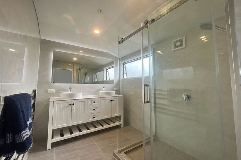 Photo of property in 23 Joydon Place, Stanmore Bay, Whangaparaoa, 0932