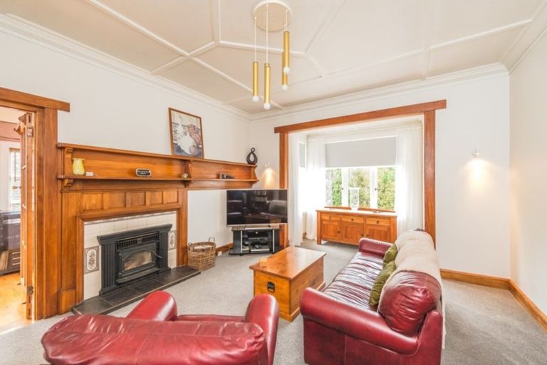 Photo of property in 12 Cambridge Street, Gonville, Whanganui, 4501