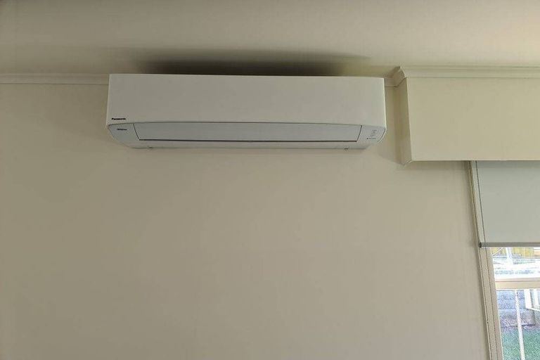 Photo of property in 44 Helvetia Road, Pukekohe, 2120