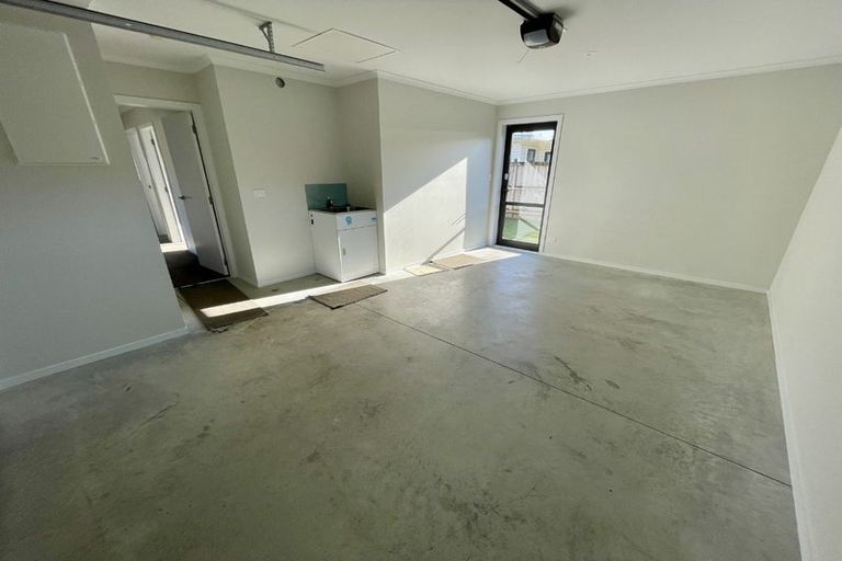 Photo of property in 165a Stokes Valley Road, Stokes Valley, Lower Hutt, 5019