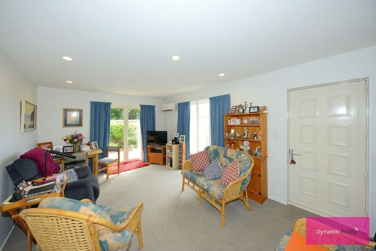 Photo of property in 70 Vivian Street, Burwood, Christchurch, 8083