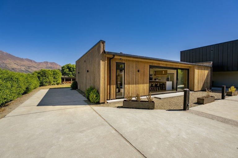 Photo of property in 220a Aubrey Road, Wanaka, 9305