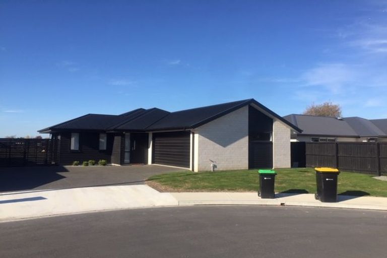 Photo of property in 10 Godley Place, Woodend, 7610