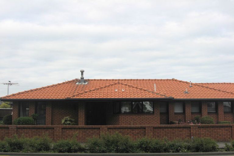 Photo of property in 1/254 Harewood Road, Bishopdale, Christchurch, 8053