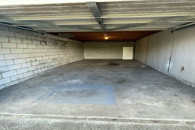 Photo of property in 3/22 Inverness Road, Browns Bay, Auckland, 0630