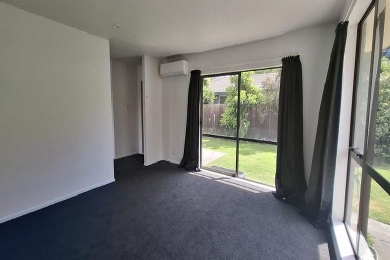 Photo of property in 2/5 Gates Lane, Woolston, Christchurch, 8023