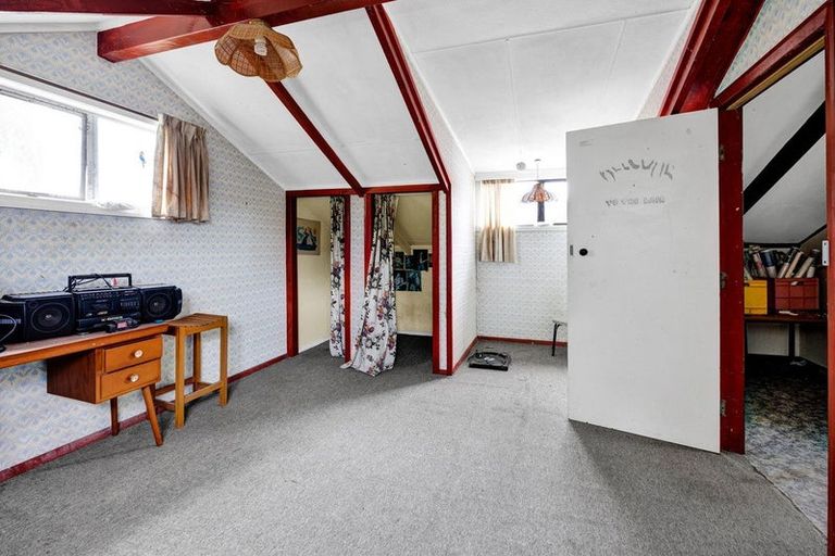 Photo of property in 165 South Road, Hawera, 4610