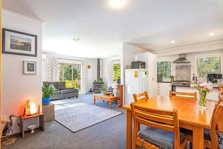 Photo of property in 10 Haggerty Street, Kimbolton, 4774