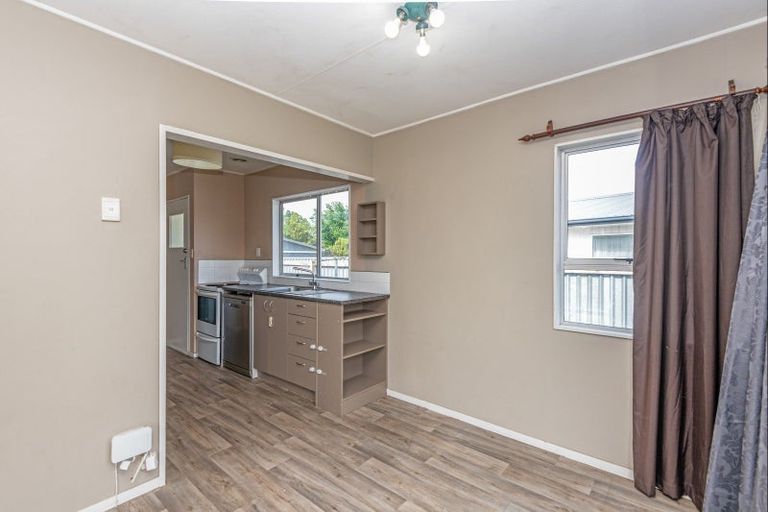 Photo of property in 40 Geraldine Crescent, Cloverlea, Palmerston North, 4412