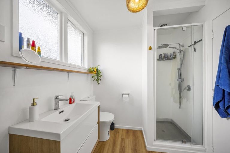 Photo of property in 70 Wainui Road, Raglan, 3225