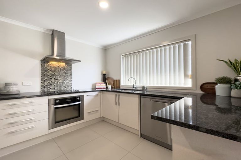 Photo of property in 8 Charlotte Crescent, Dinsdale, Hamilton, 3204