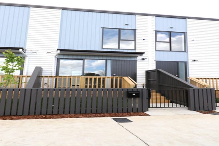 Photo of property in 41 Coronation Road, Papatoetoe, Auckland, 2025