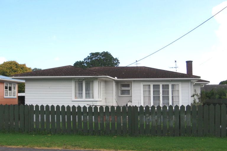 Photo of property in 1/59 Fairdene Avenue, Henderson, Auckland, 0610
