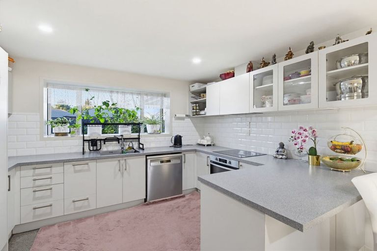 Photo of property in 2/14 Morrison Avenue, Northcote, Christchurch, 8052