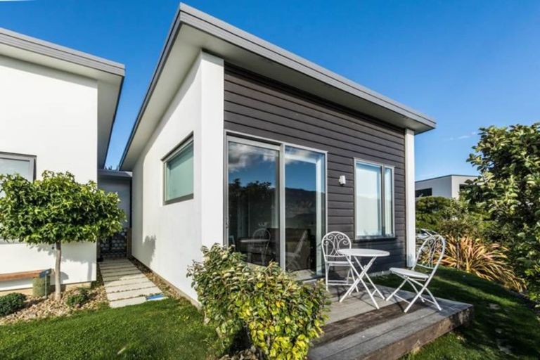 Photo of property in 80 Forest Heights, Wanaka, 9305