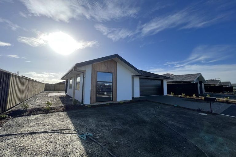 Photo of property in 173 Faringdon Boulevard, Rolleston, 7615