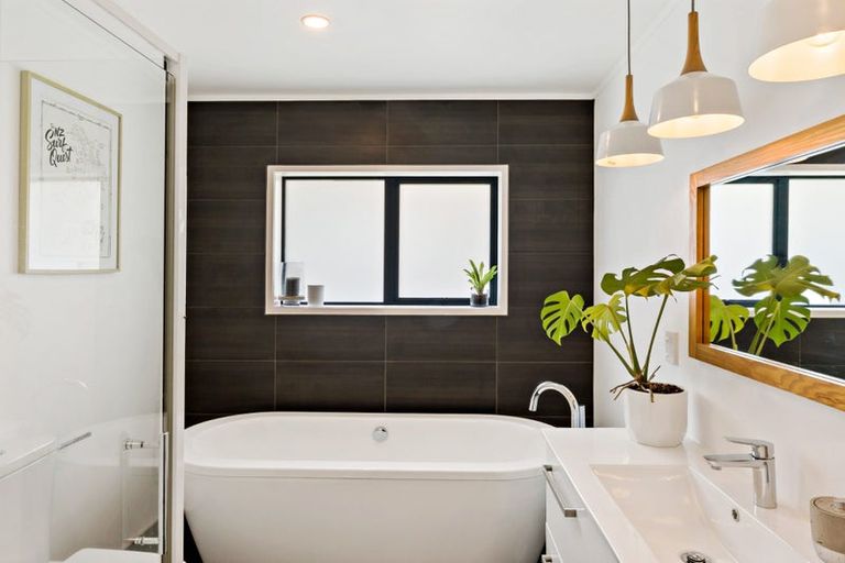 Photo of property in 4a/1 Harley Road, Hauraki, Auckland, 0622