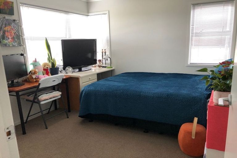 Photo of property in 14 Hirimate Place, Flat Bush, Auckland, 2019