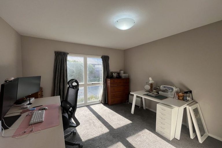 Photo of property in 1/5a Holliss Avenue, Cashmere, Christchurch, 8022