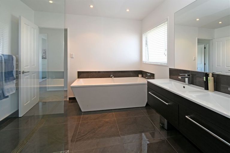 Photo of property in 3 Eskdale Place, Halswell, Christchurch, 8025