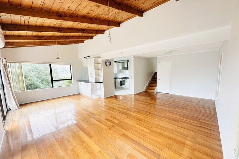Photo of property in 2/191 Mokoia Road, Birkenhead, Auckland, 0626