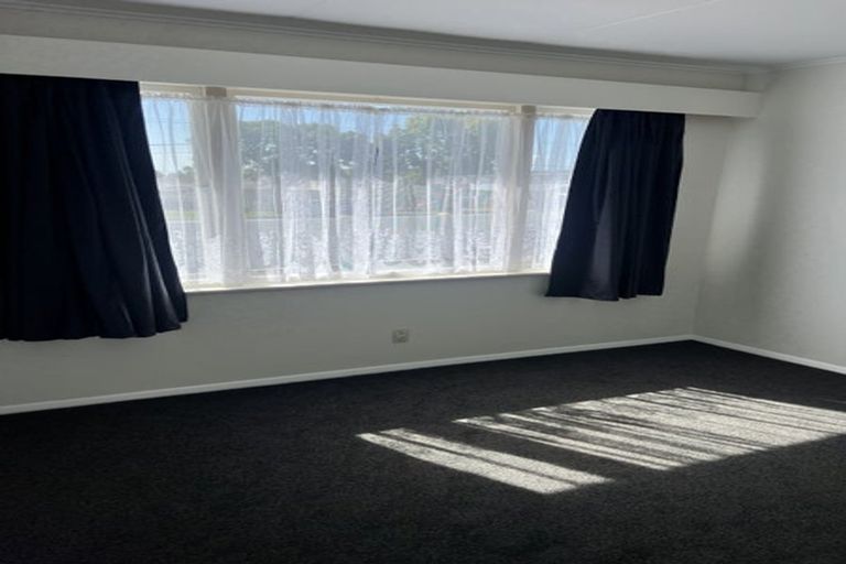 Photo of property in 73 Middle Road, Havelock North, 4130