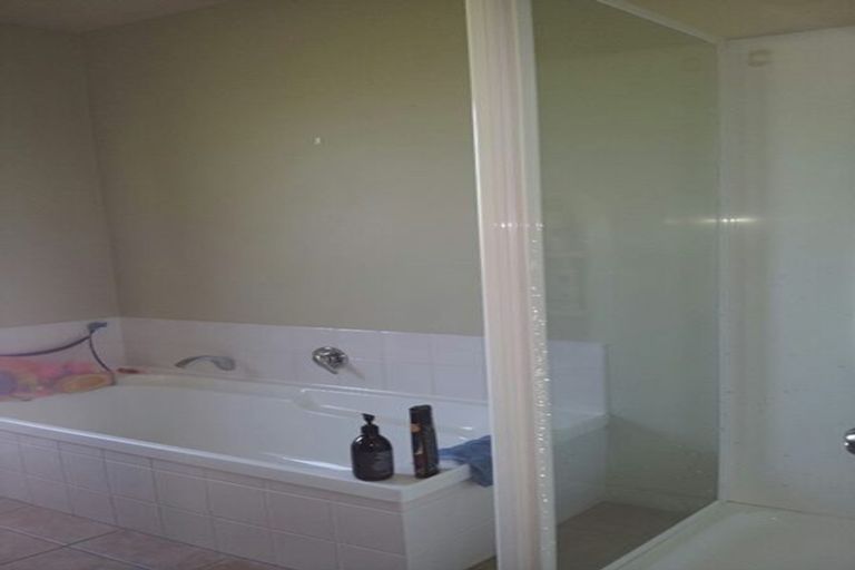 Photo of property in 5 Longspur Avenue, Wigram, Christchurch, 8025