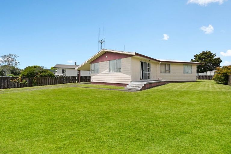 Photo of property in 17 Enfield Street, Nawton, Hamilton, 3200