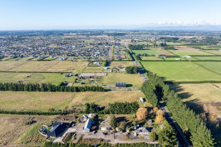 Photo of property in 1266 West Coast Road, West Melton, Christchurch, 7671