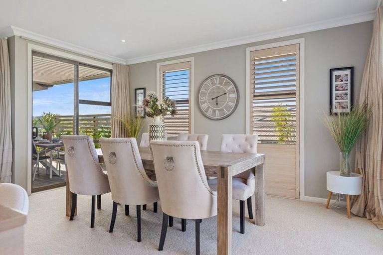 Photo of property in 24 Rexford Heights, Pyes Pa, Tauranga, 3112