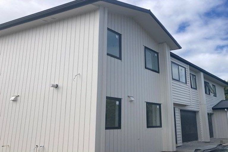 Photo of property in 38 Greenhill Crescent, Pakuranga, Auckland, 2010