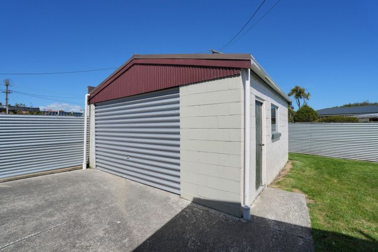 Photo of property in 6 Braemar Street, Kew, Invercargill, 9812