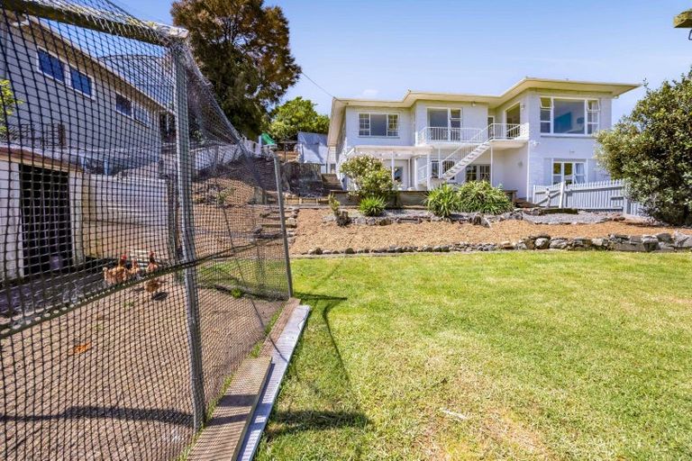 Photo of property in 10 Seymour Street, Waitara, 4320