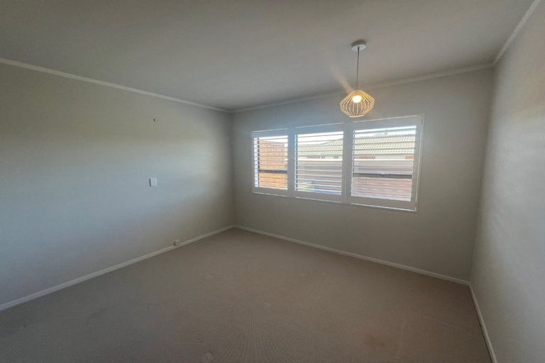 Photo of property in 21b Nukumea Common, Orewa, 0931