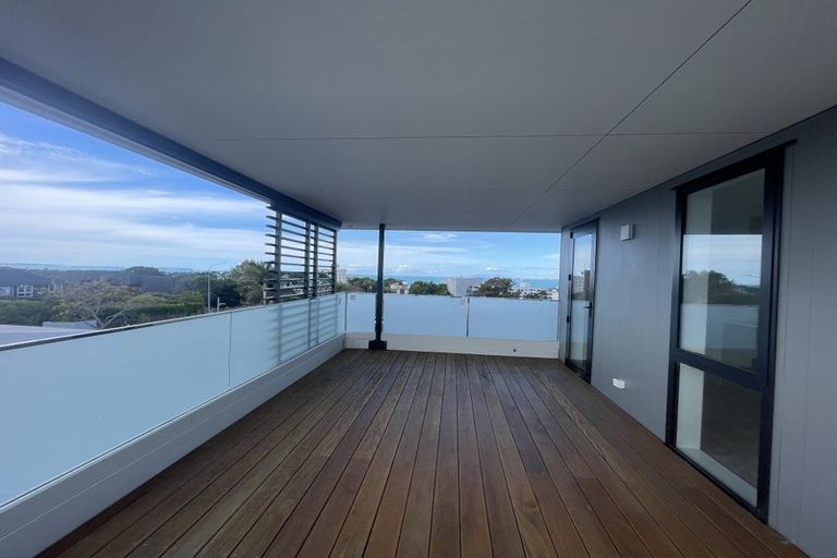 Photo of property in 16c Killarney Street, Takapuna, 0622