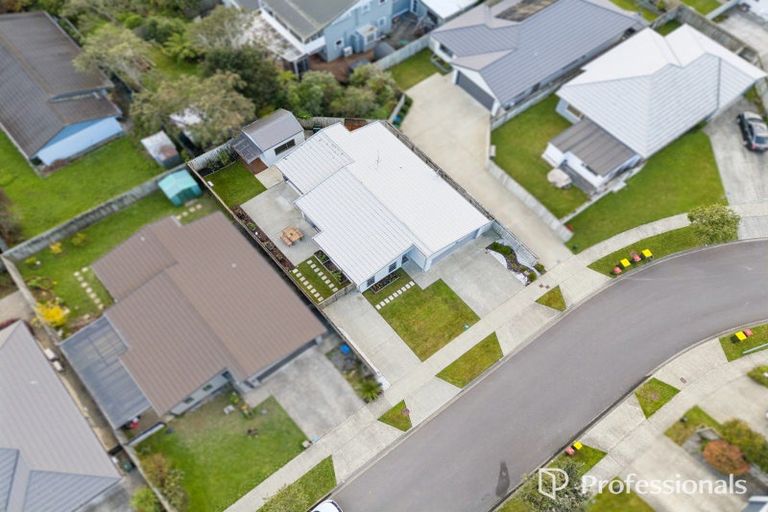 Photo of property in 16 Poppy Watts Grove, Stokes Valley, Lower Hutt, 5019