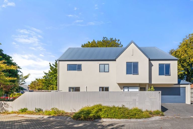 Photo of property in 7 Parade Court, Addington, Christchurch, 8024
