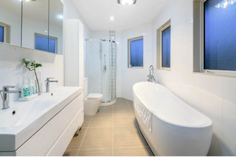 Photo of property in 72 Bur Oak Terrace, Schnapper Rock, Auckland, 0632