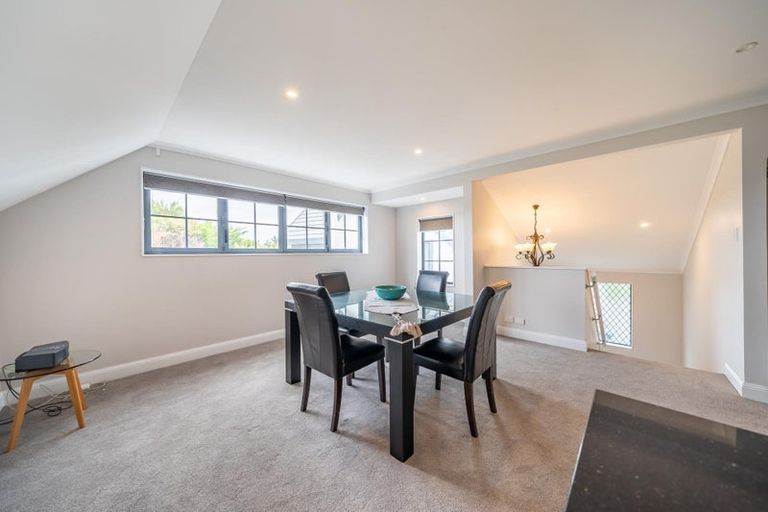 Photo of property in 29 Padnell Crescent, Paparangi, Wellington, 6037