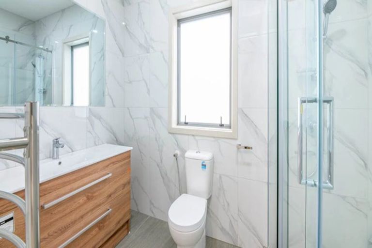 Photo of property in 72 Bur Oak Terrace, Schnapper Rock, Auckland, 0632