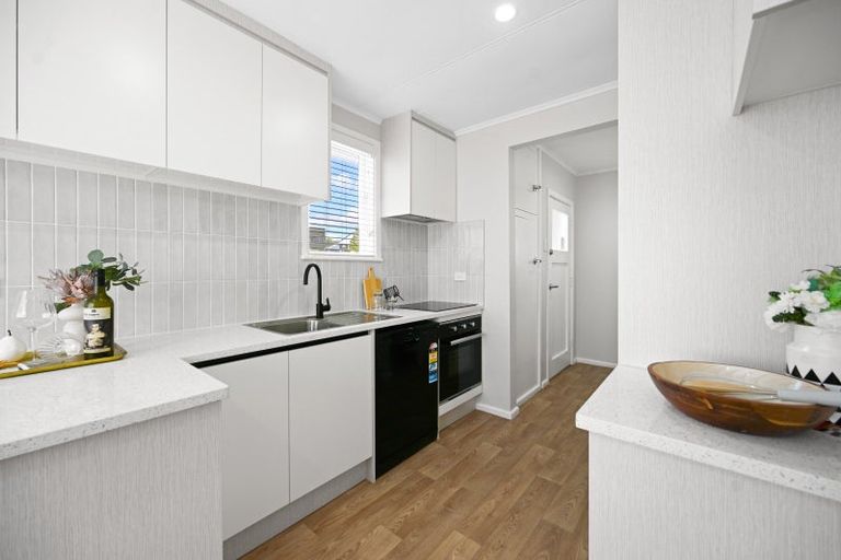 Photo of property in 42 Higgins Road, Frankton, Hamilton, 3204